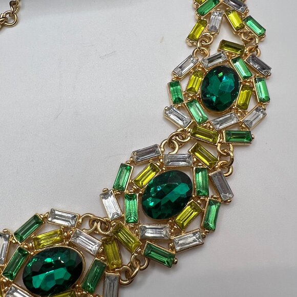 Green Glass Stone Collar Necklace - Picture 4 of 6